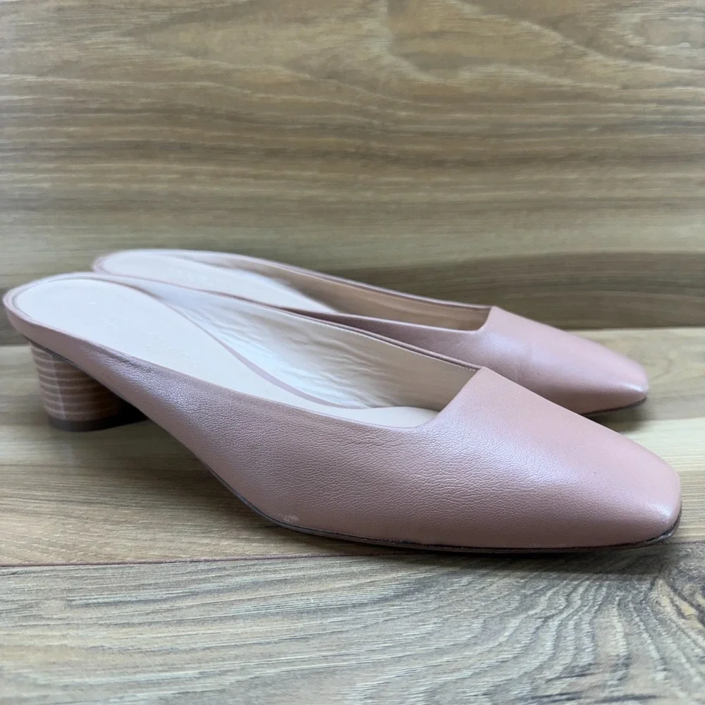 Club Monaco Square Toe Mules Womens 8.5 EU 38.5 Nude Leather Low‎ Heel